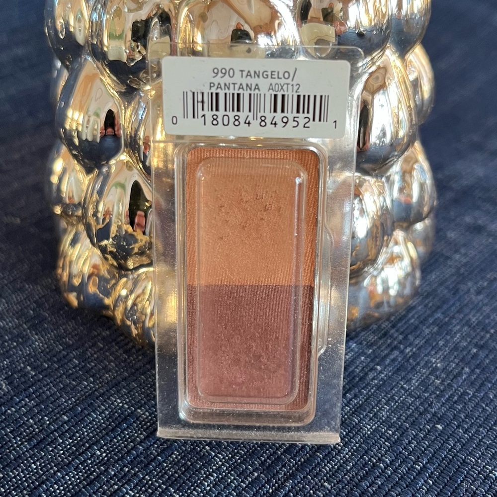 Aveda petal Essence‎ Tangelo Duo eye color 990